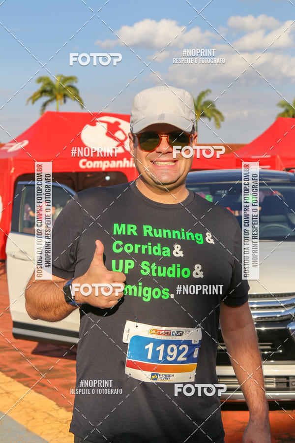 Buy your photos of the eventSunset Run 2019 on Fotop