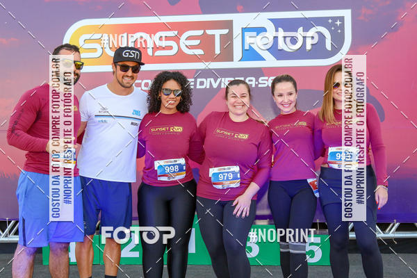 Buy your photos of the eventSunset Run 2019 on Fotop