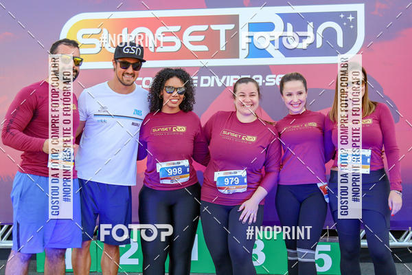 Buy your photos of the eventSunset Run 2019 on Fotop