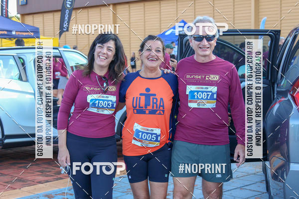Buy your photos of the eventSunset Run 2019 on Fotop