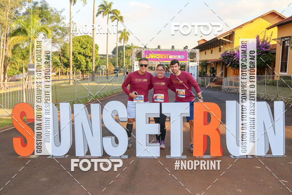 Buy your photos of the eventSunset Run 2019 on Fotop