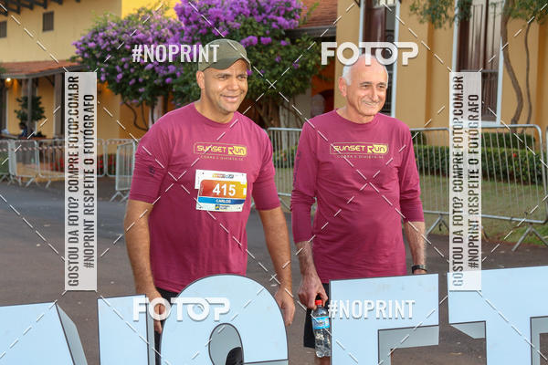 Buy your photos of the eventSunset Run 2019 on Fotop