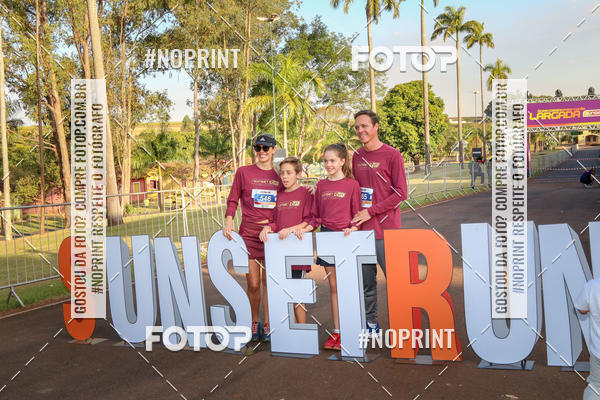 Buy your photos of the eventSunset Run 2019 on Fotop