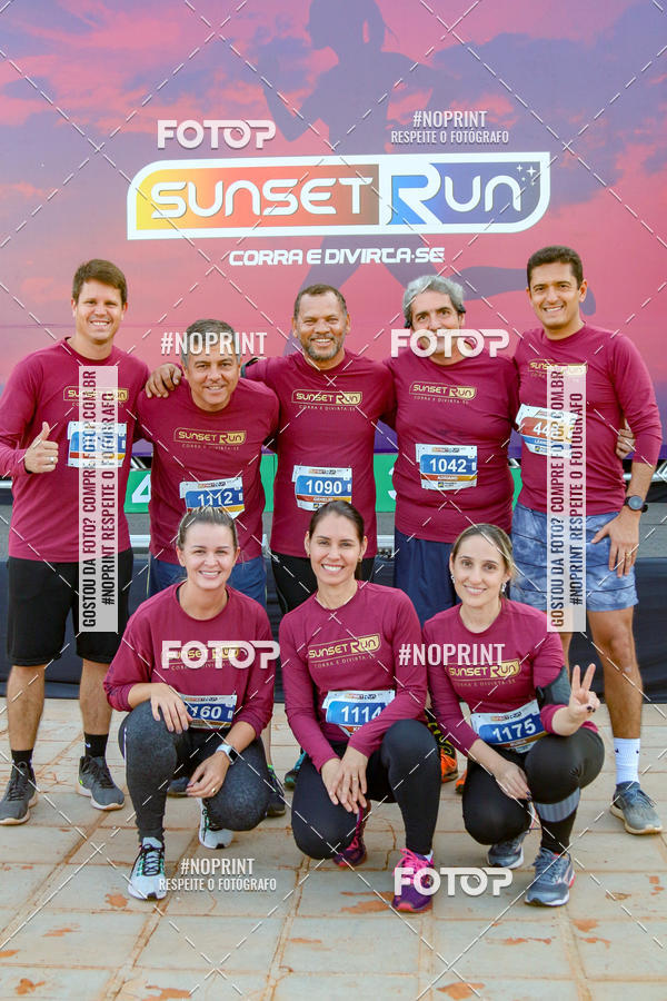 Buy your photos of the eventSunset Run 2019 on Fotop