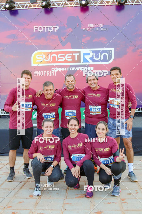 Buy your photos of the eventSunset Run 2019 on Fotop