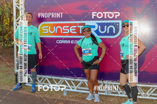 Buy your photos of the eventSunset Run 2019 on Fotop