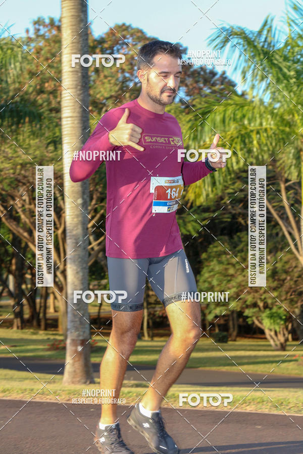 Buy your photos of the eventSunset Run 2019 on Fotop
