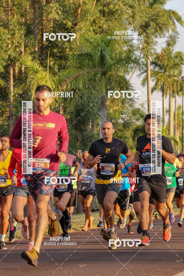 Buy your photos of the eventSunset Run 2019 on Fotop