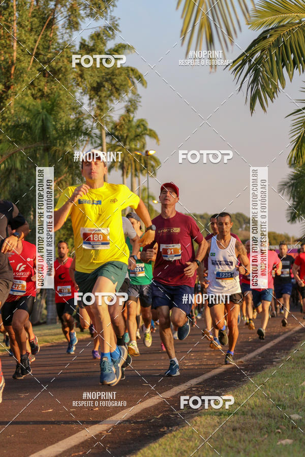 Buy your photos of the eventSunset Run 2019 on Fotop