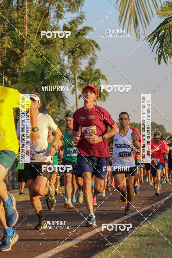 Buy your photos of the eventSunset Run 2019 on Fotop