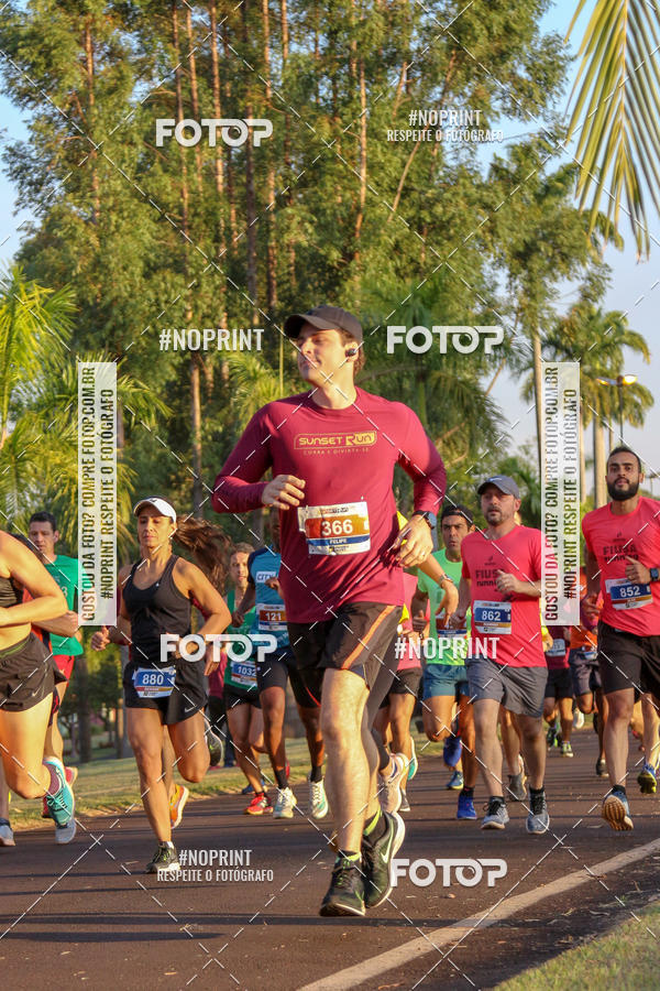 Buy your photos of the eventSunset Run 2019 on Fotop