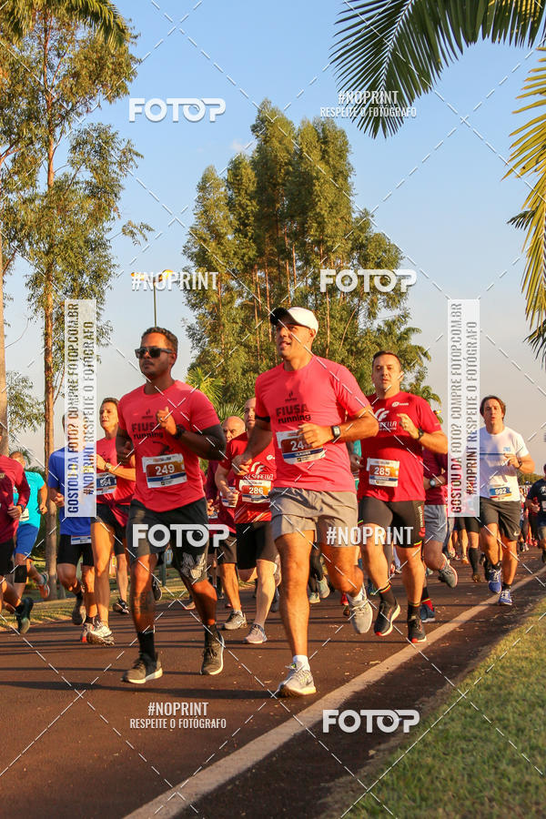 Buy your photos of the eventSunset Run 2019 on Fotop