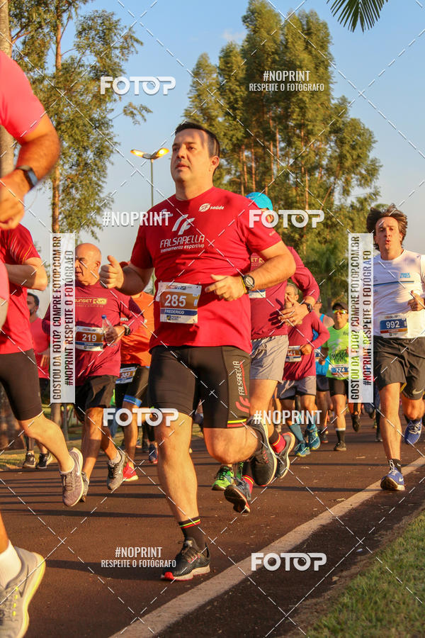 Buy your photos of the eventSunset Run 2019 on Fotop