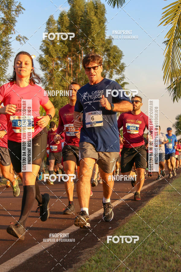 Buy your photos of the eventSunset Run 2019 on Fotop