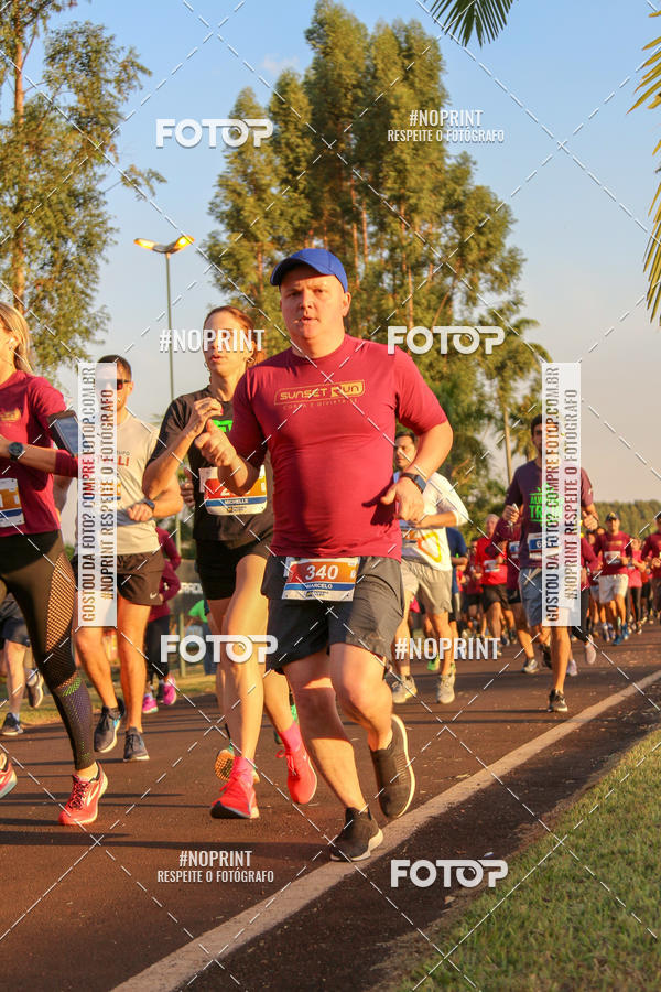Buy your photos of the eventSunset Run 2019 on Fotop