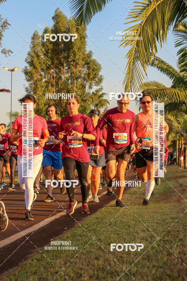 Buy your photos of the eventSunset Run 2019 on Fotop