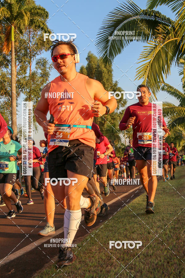 Buy your photos of the eventSunset Run 2019 on Fotop