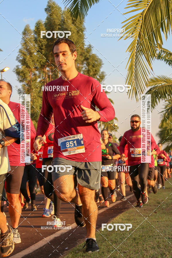 Buy your photos of the eventSunset Run 2019 on Fotop