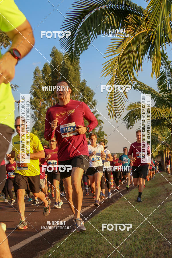 Buy your photos of the eventSunset Run 2019 on Fotop