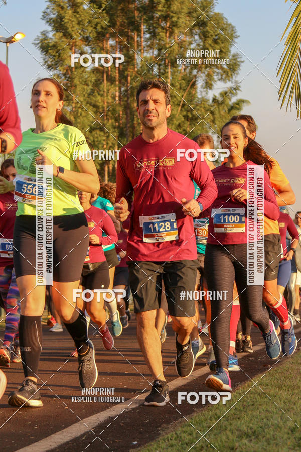 Buy your photos of the eventSunset Run 2019 on Fotop