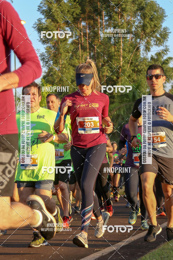 Buy your photos of the eventSunset Run 2019 on Fotop
