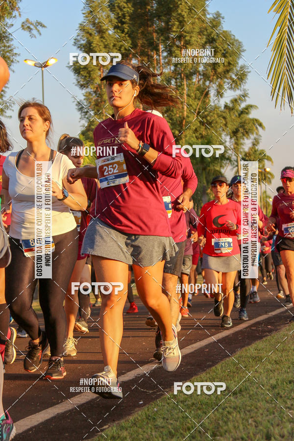 Buy your photos of the eventSunset Run 2019 on Fotop