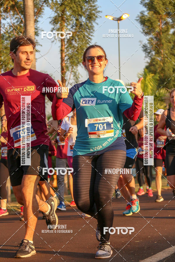 Buy your photos of the eventSunset Run 2019 on Fotop