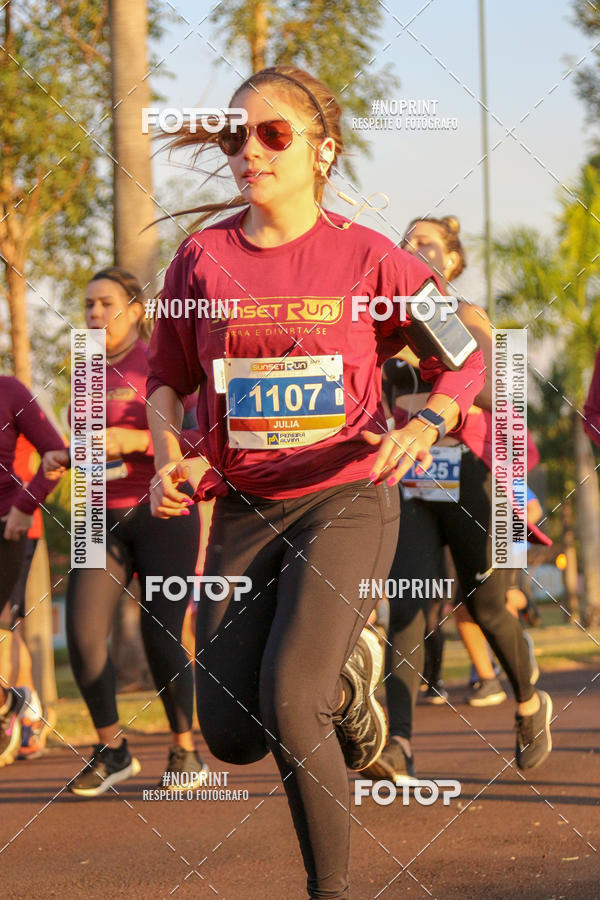 Buy your photos of the eventSunset Run 2019 on Fotop