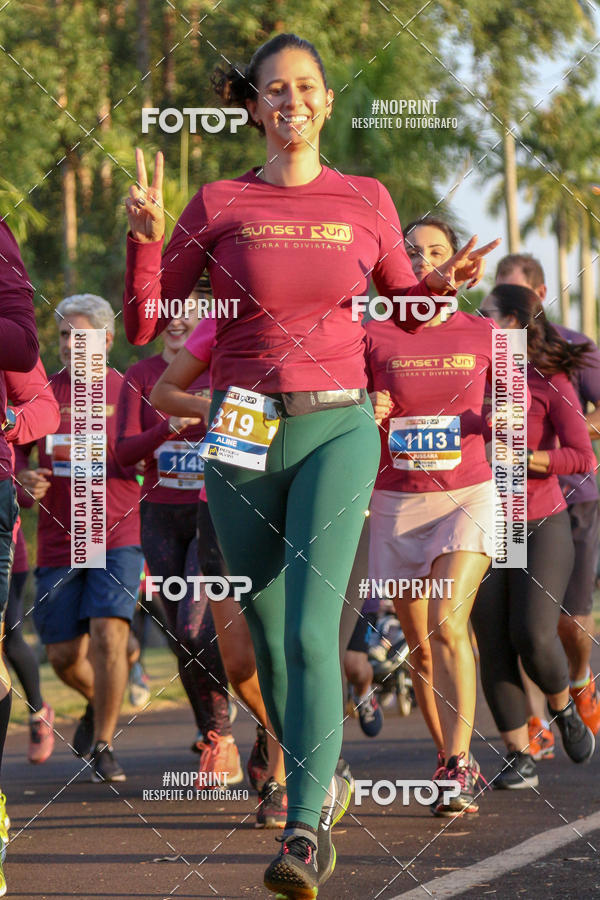 Buy your photos of the eventSunset Run 2019 on Fotop