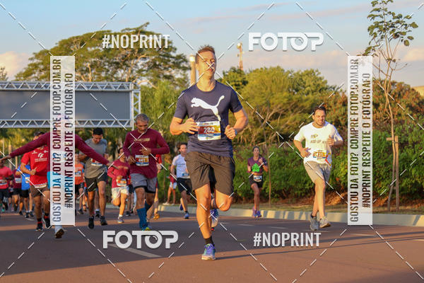 Buy your photos of the eventSunset Run 2019 on Fotop