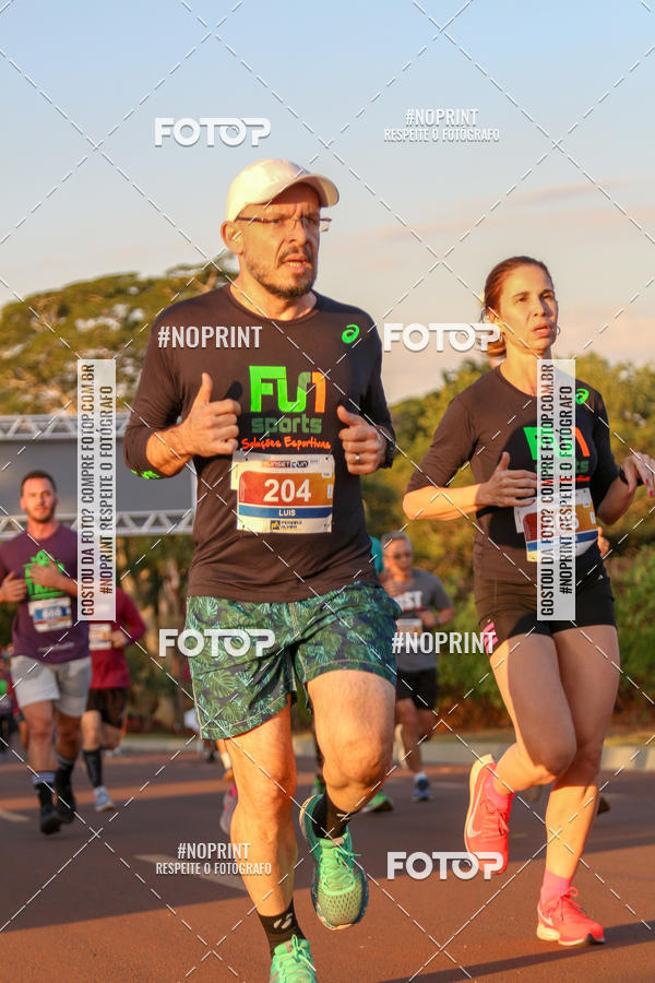 Buy your photos of the eventSunset Run 2019 on Fotop