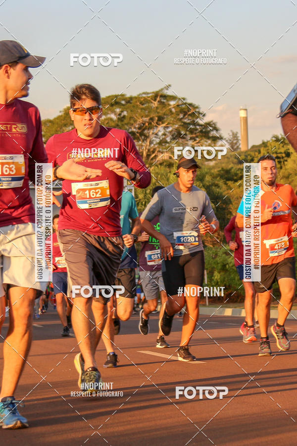 Buy your photos of the eventSunset Run 2019 on Fotop
