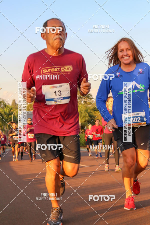 Buy your photos of the eventSunset Run 2019 on Fotop