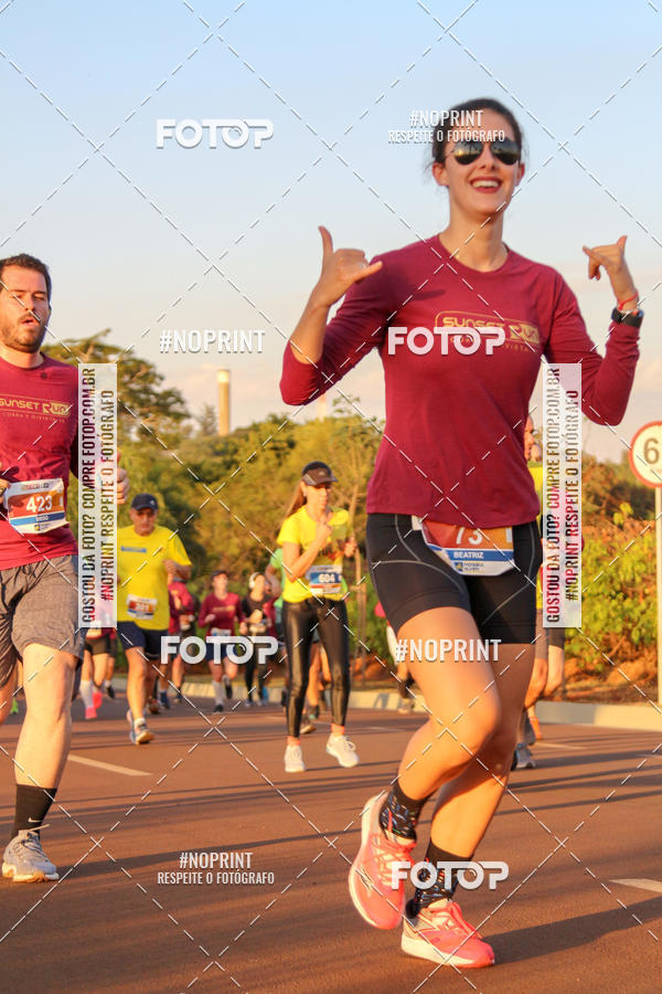 Buy your photos of the eventSunset Run 2019 on Fotop