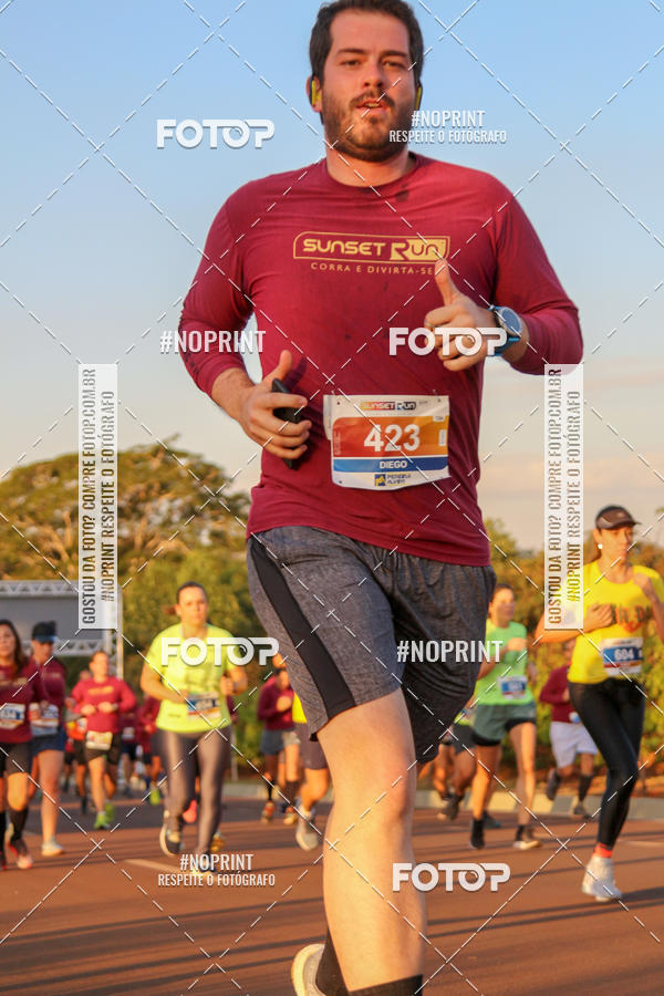 Buy your photos of the eventSunset Run 2019 on Fotop