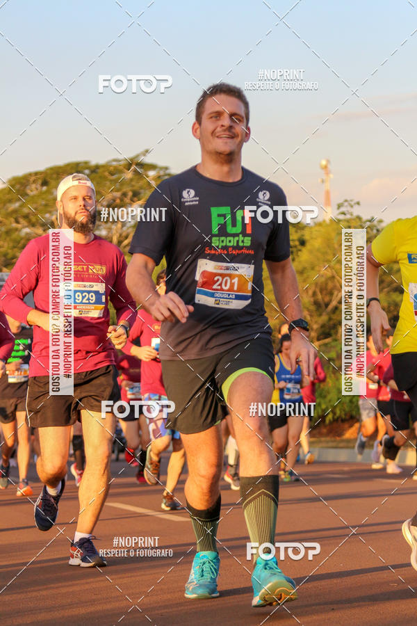 Buy your photos of the eventSunset Run 2019 on Fotop