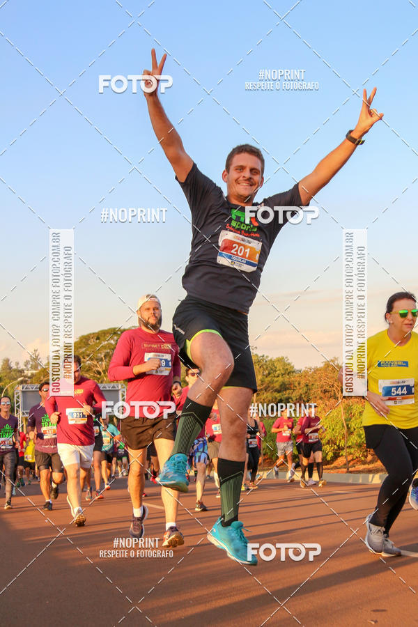 Buy your photos of the eventSunset Run 2019 on Fotop