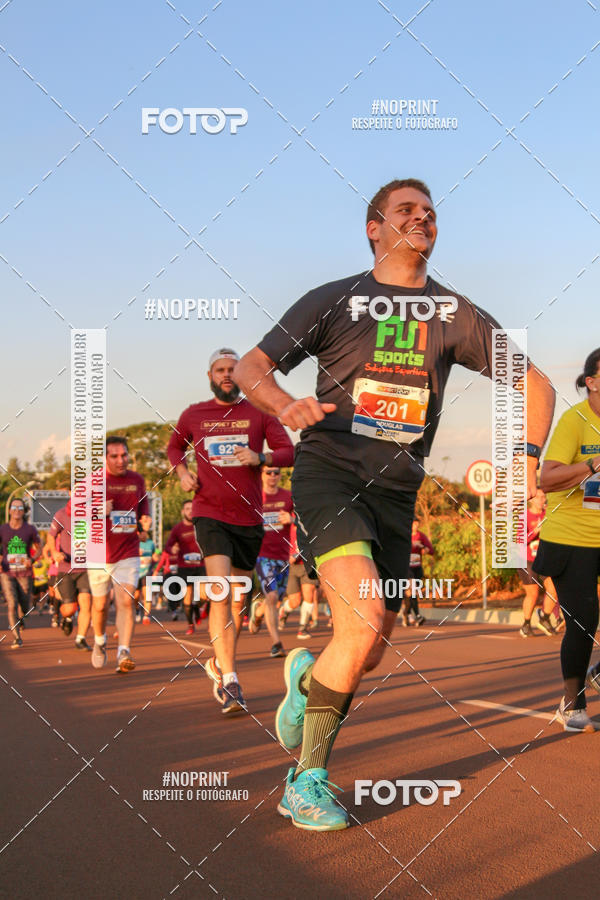 Buy your photos of the eventSunset Run 2019 on Fotop