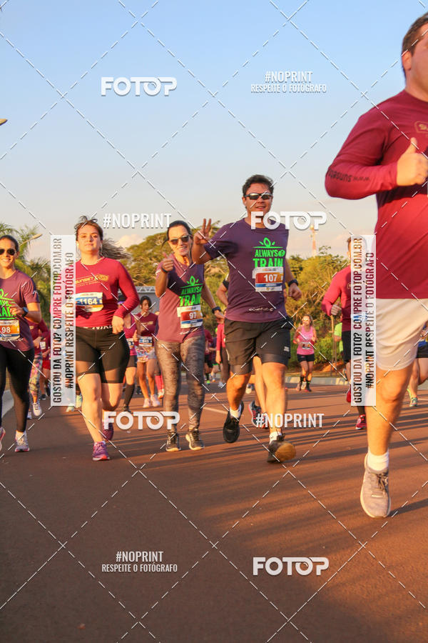 Buy your photos of the eventSunset Run 2019 on Fotop
