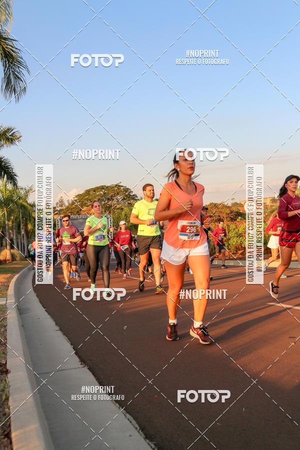 Buy your photos of the eventSunset Run 2019 on Fotop