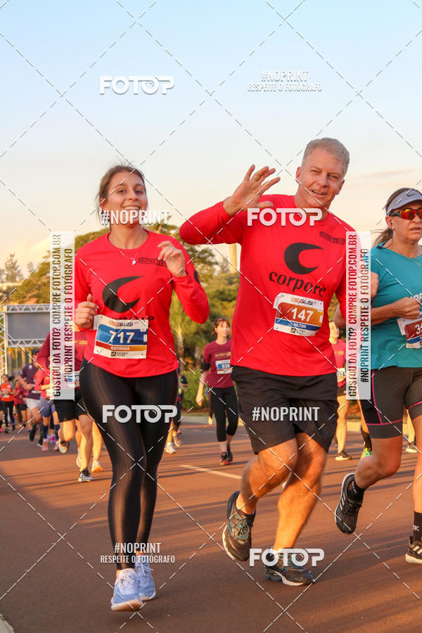 Buy your photos of the eventSunset Run 2019 on Fotop
