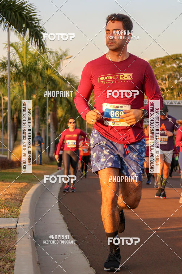 Buy your photos of the eventSunset Run 2019 on Fotop