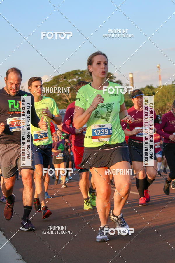 Buy your photos of the eventSunset Run 2019 on Fotop