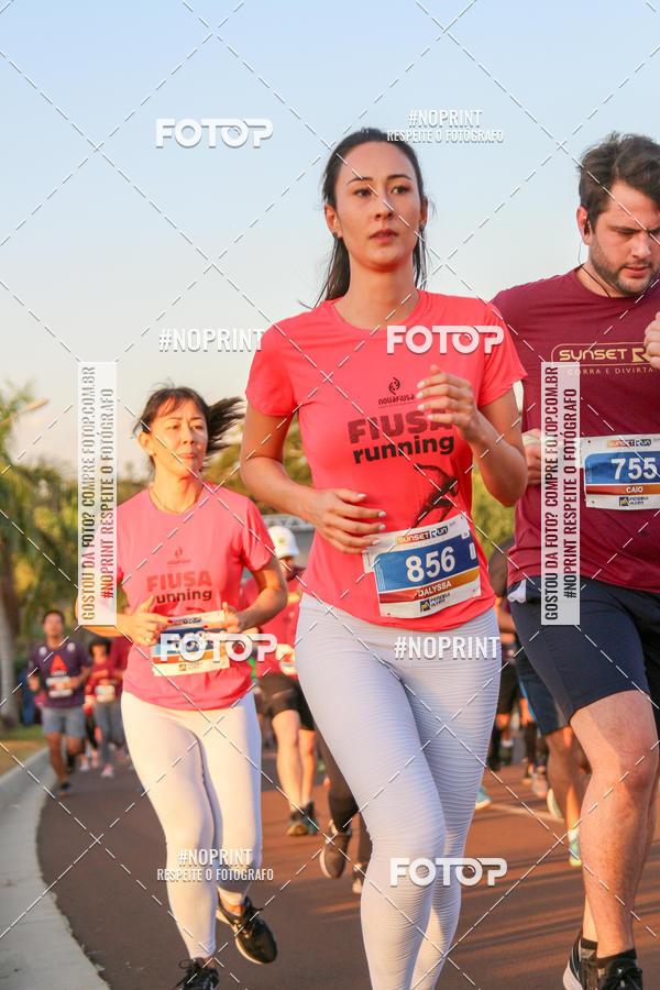 Buy your photos of the eventSunset Run 2019 on Fotop