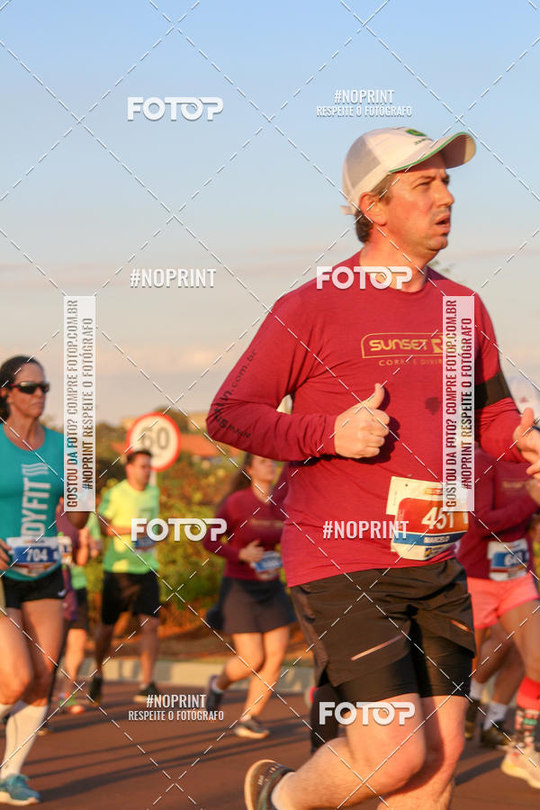 Buy your photos of the eventSunset Run 2019 on Fotop