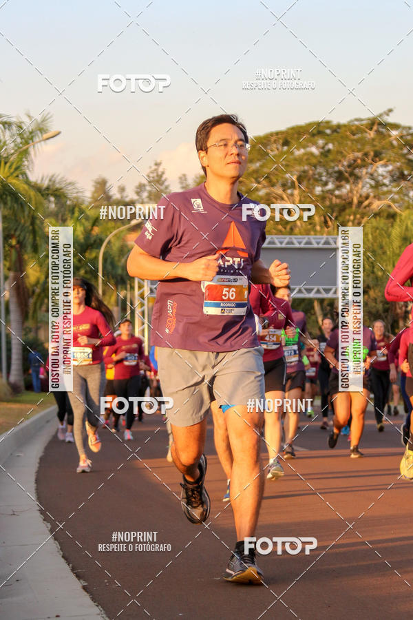 Buy your photos of the eventSunset Run 2019 on Fotop