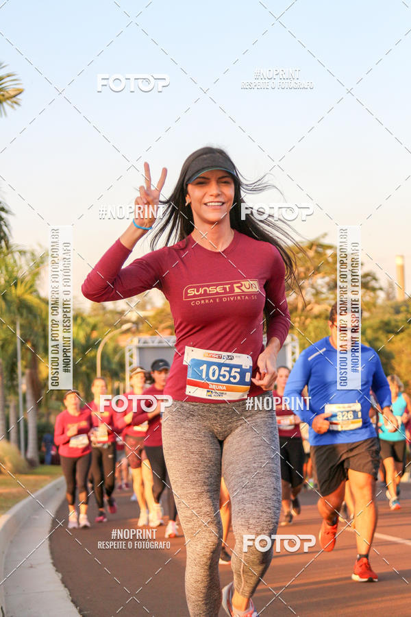 Buy your photos of the eventSunset Run 2019 on Fotop