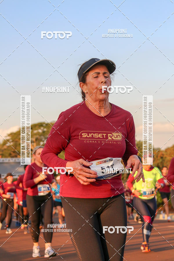 Buy your photos of the eventSunset Run 2019 on Fotop