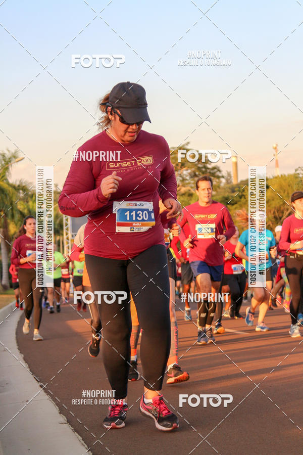 Buy your photos of the eventSunset Run 2019 on Fotop