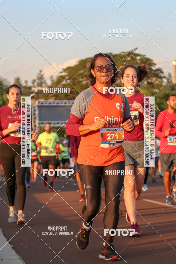 Buy your photos of the eventSunset Run 2019 on Fotop
